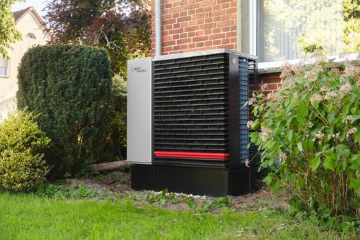 Voor deze huizen in Uden is een hybride warmtepomp écht slim