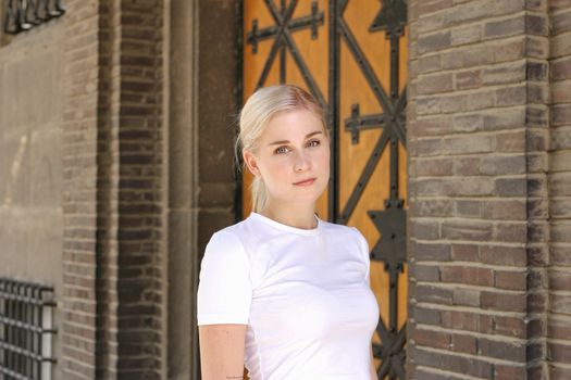 Sophie Nuijten: Een Betrokken Stem in het Lokale Nieuws