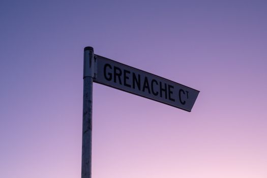 straat name uden telefoongids: adressen en nummers in Uden
