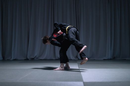 Arts Uden sport: intake van een sporter met knieblessure bij medische beoordeling in Uden
